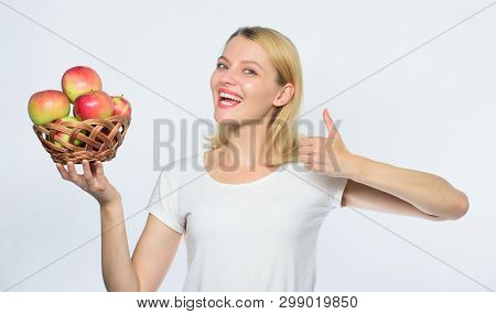 Delicious Recipes. Come Up With Idea To Cook. Girl Live Healthy Life. Apple Organic Fruit. Eat Healt
