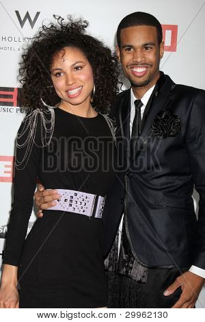 LOS ANGELES, CA - 13 feb: Jurnee Smollett & Bell Josiah ที่ After-Party แกรมมี่อีเอ็มไอที่สตูดิโอนม