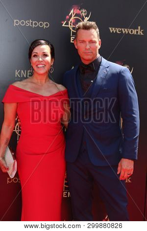 LOS ANGELES - MAY 5:  Lisa Martsolf, Eric Martsolf at the 2019  Daytime Emmy Awards at Pasadena Convention Center on May 5, 2019 in Pasadena, CA
