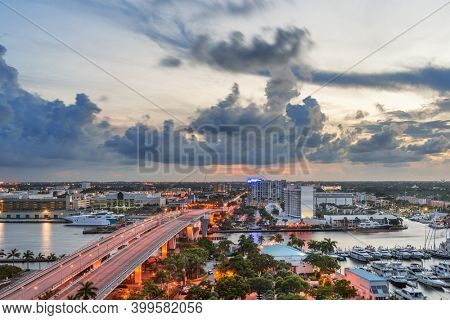 Fort Lauderdale, Florida, USA skyline and bridge at dusk.