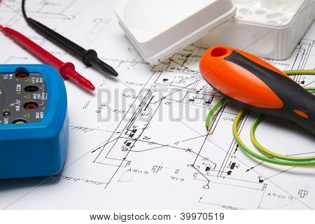 Elektrické nástroje na Blueprint