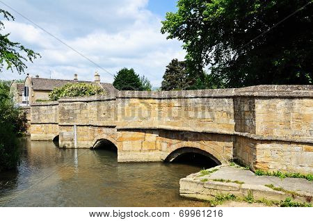 Medieval bridge, Burford.