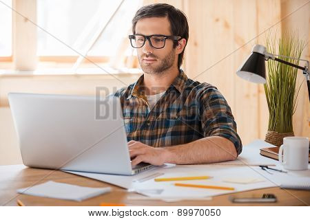 Modern Technology For Creative Work.
