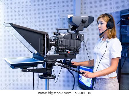 Teleagenten im tv-studio