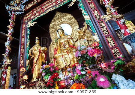 Statue Of Guanyin, The Goddess Of Mercy, At Lushan Temple, Changsha, China