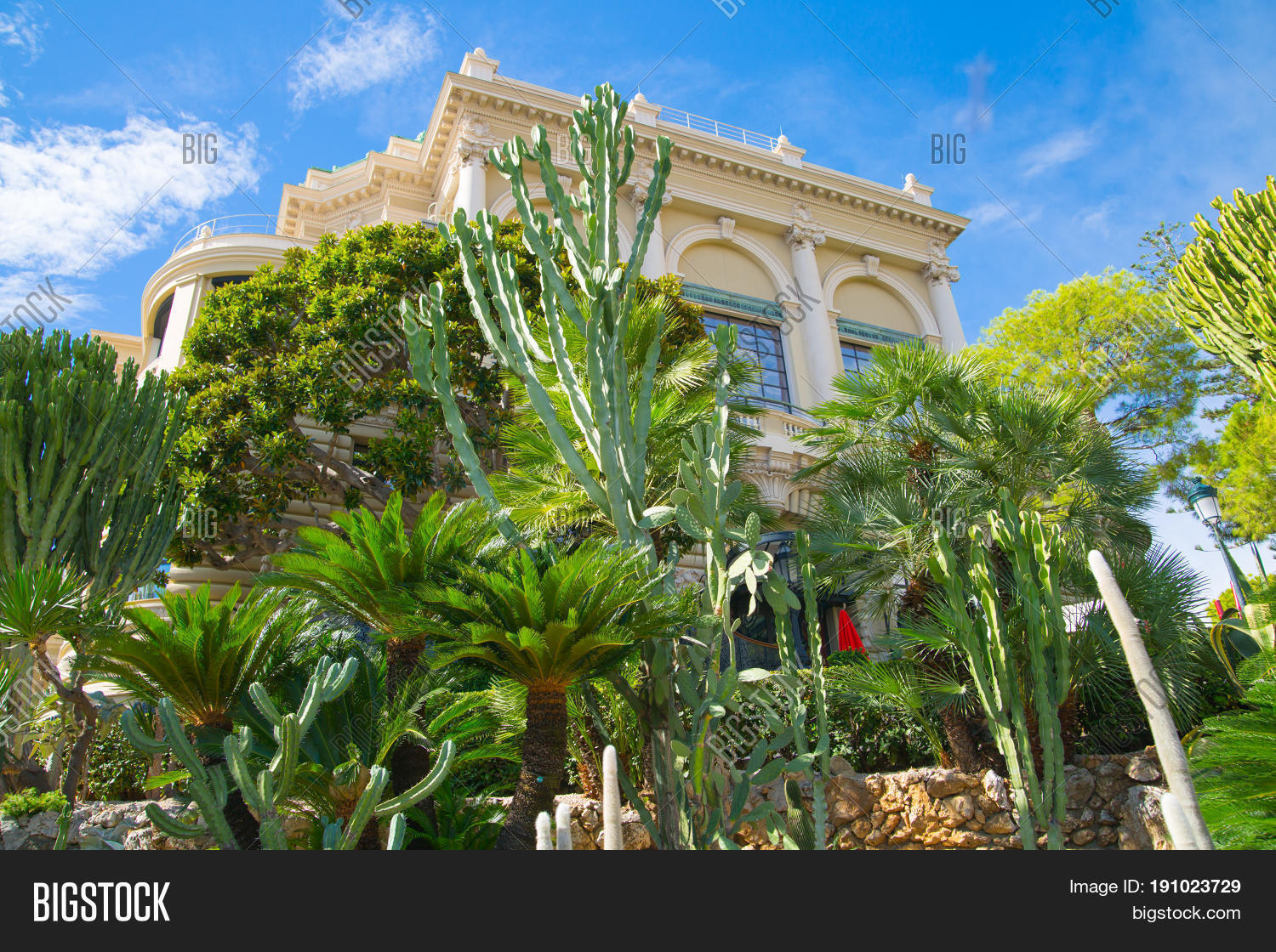 monte carlo - september 17, 2016: buddha bar, luxury bar locates