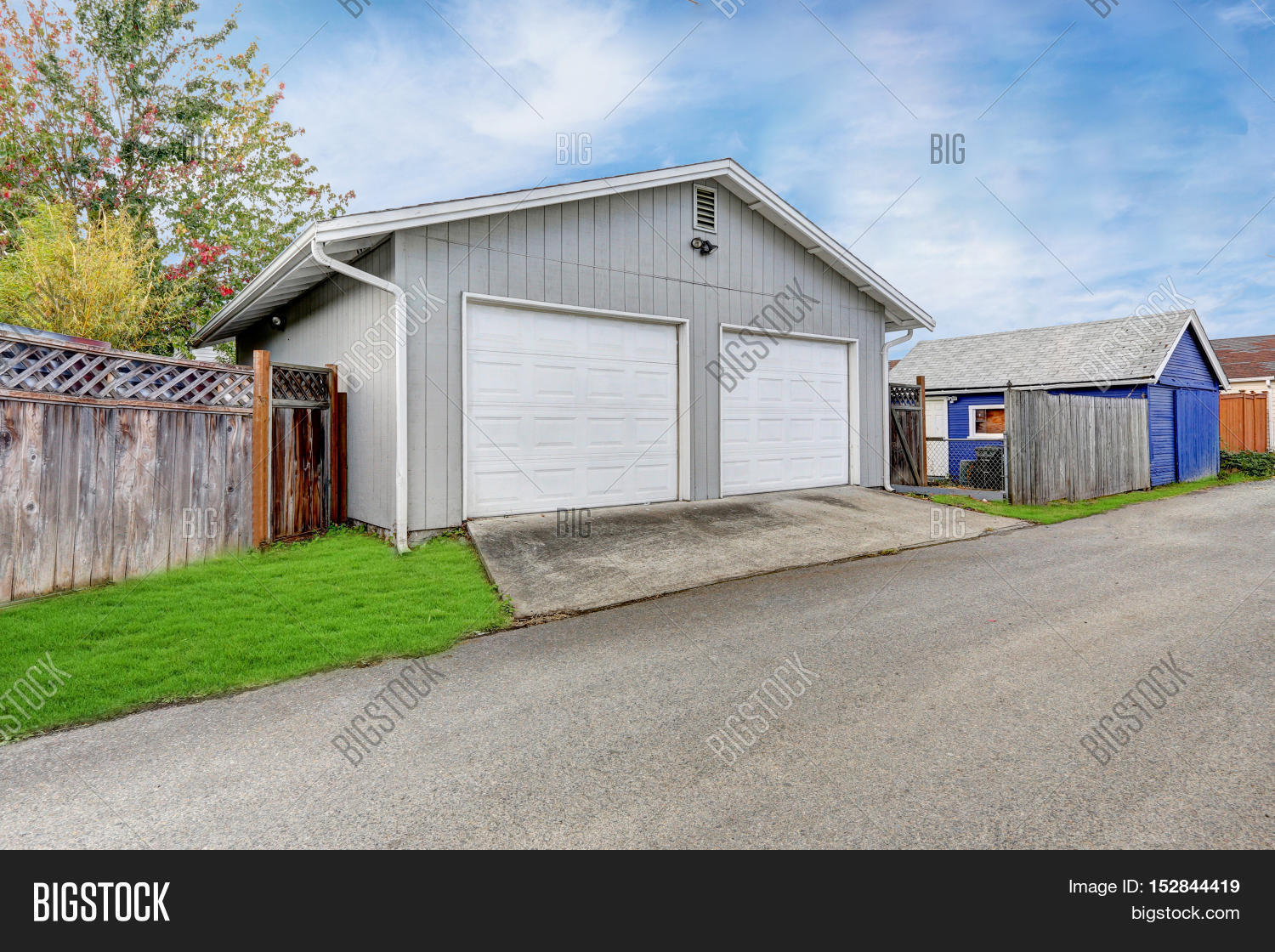 detached double doors garage in the back yard. northwest usa