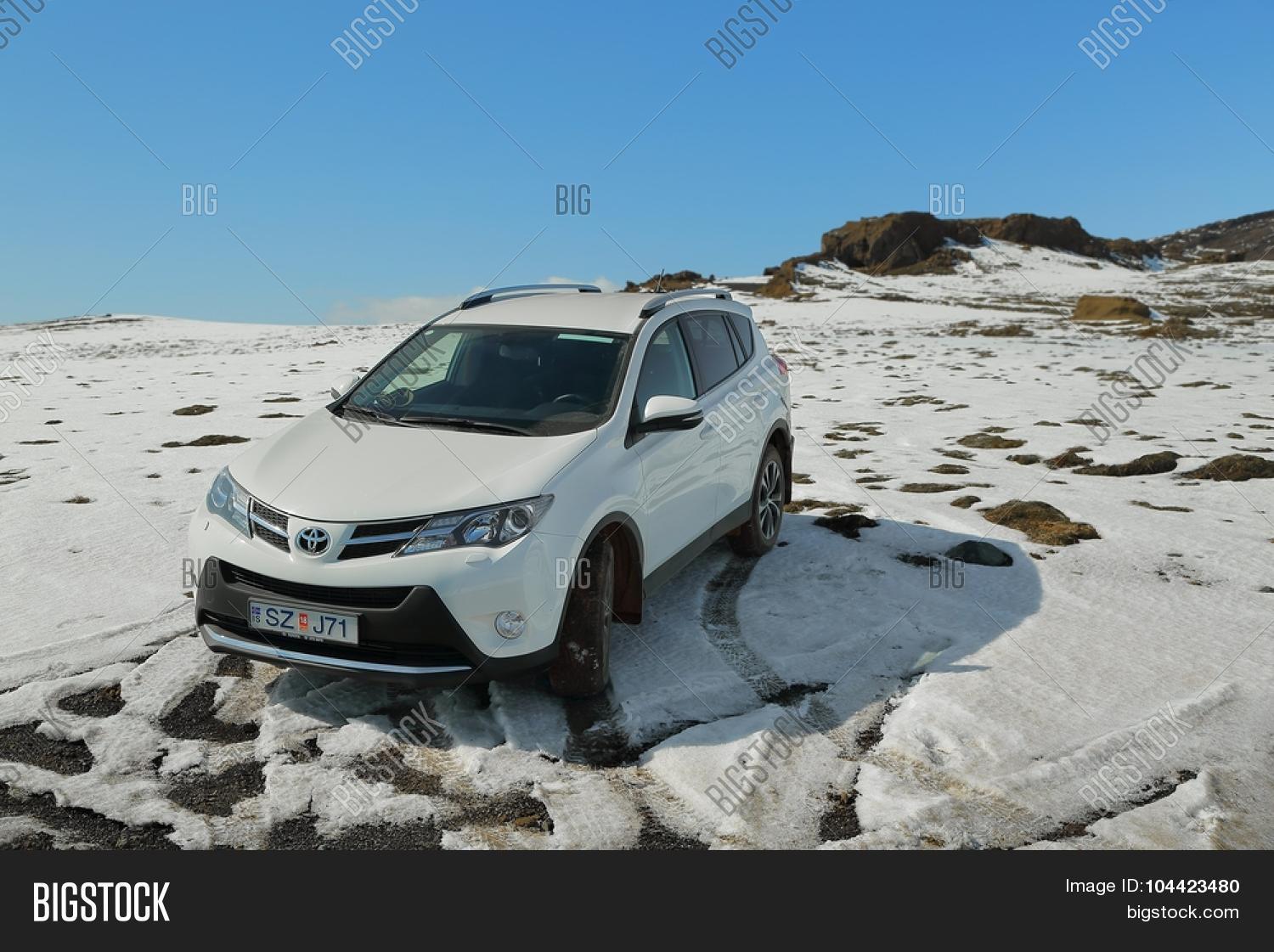 toyota rav4 four wheel drive suv being used on icelands