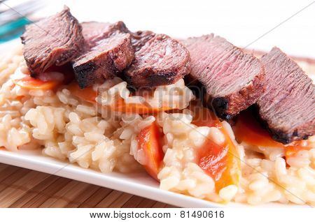 medium rare beef tenderloin