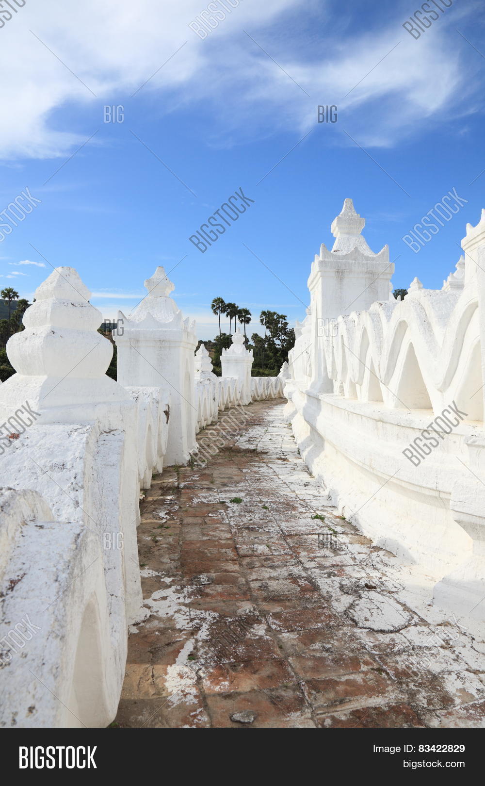 the white pagoda of hsinbyume (mya thein dan pagoda ) paya