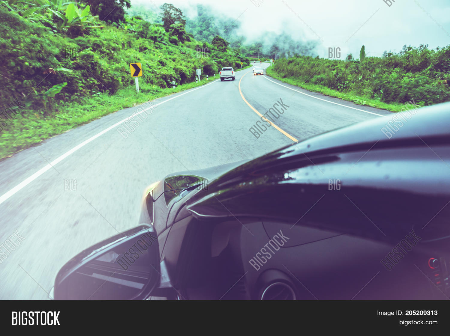 landscape road paved road rural roadside view mountain view.