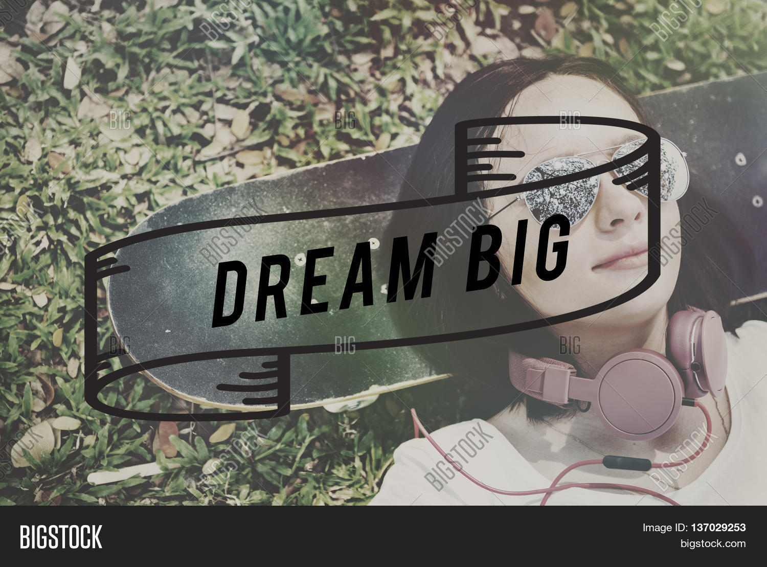 dream big dreamer hopeful inspiration concept