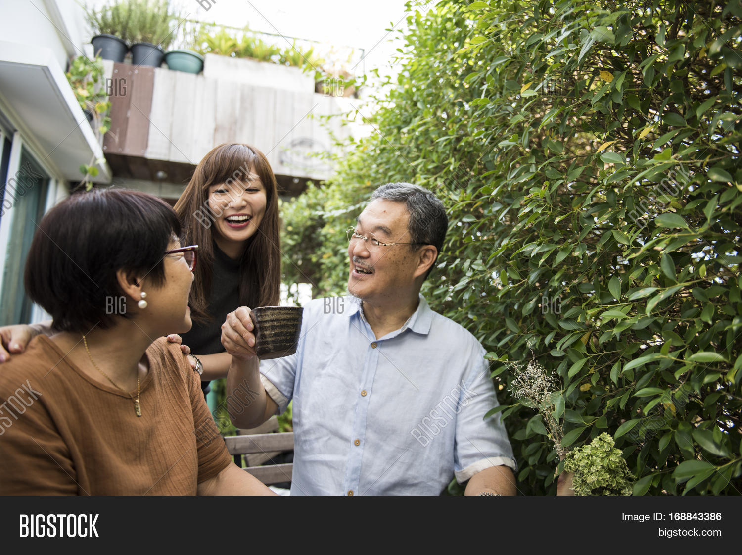 family bonding casual affection relationship